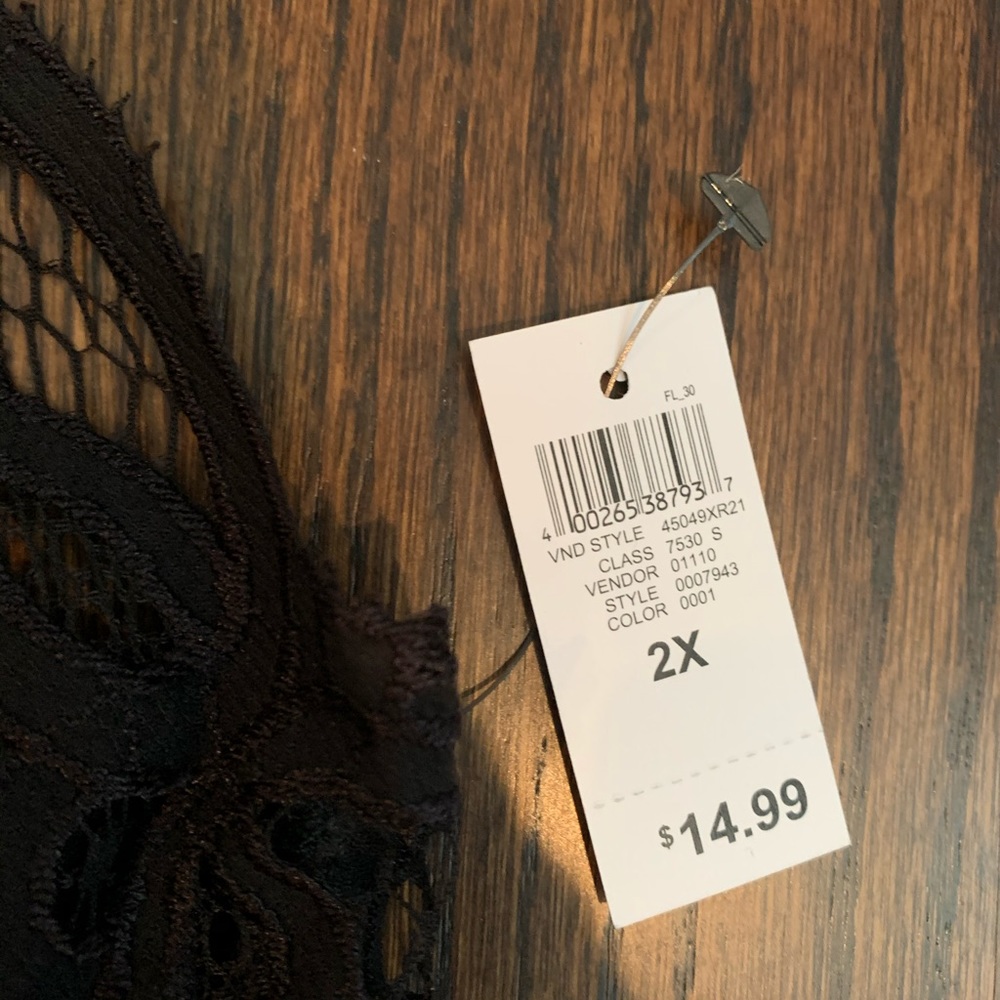 Ladies black lace bralette with padding- new - Picture 3 of 8